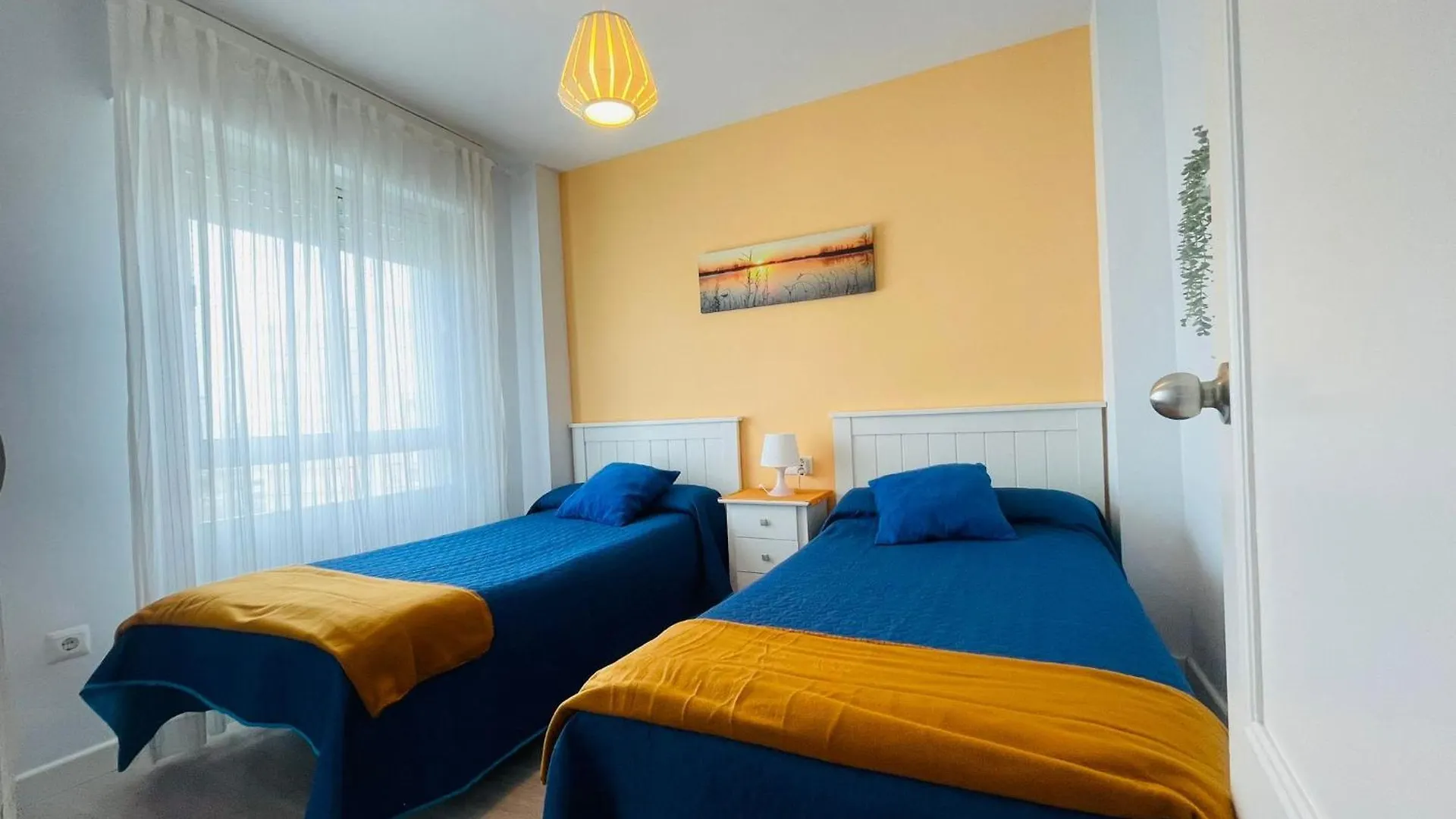 Apartamento Primera Linea De Playa Valdelagrana El Puerto de Santa Maria Spain