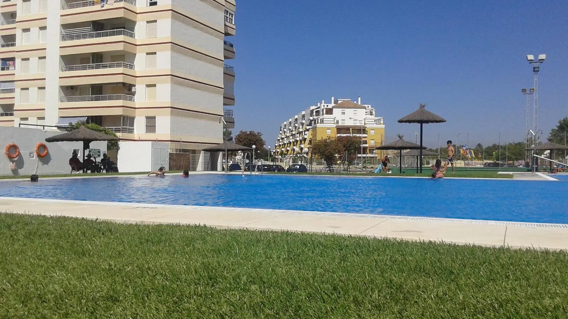 Apartamento Primera Linea De Playa Valdelagrana El Puerto de Santa Maria